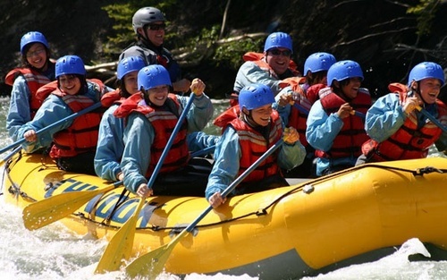 ChinookRafting's profile picture. Great rafting trips with something for everyone, from family fun to wild excitement. Closest rafting to Banff and Calgary.
