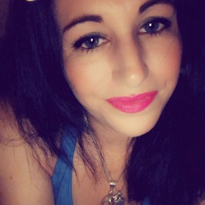 ⭐️Spoil me and Speak to my Soul⭐️ 💍 👑💋 •tarot •animal lover •sarcastic asshole •intuitive •trap music •crystals •healing •self love on high