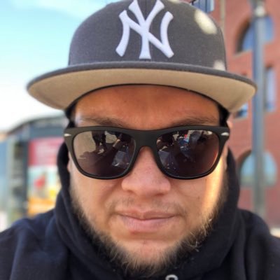 itsPena's profile picture. 