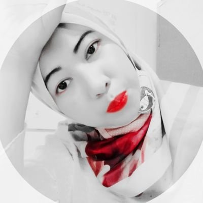 olivesaputra's profile picture. 