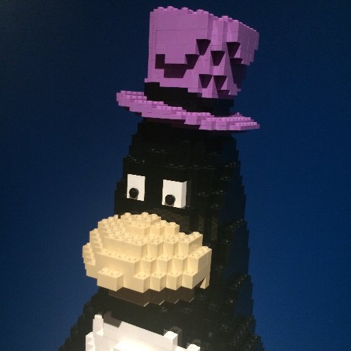 Chebi240's profile picture. Ça twitte SF, comics ou BD et communication science/médecine le reste du temps... Id psn : chebibi240