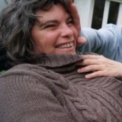 La vida es conflicto.
Escritora huraña, mujer risueña.
Directora de https://t.co/4BF0gJ4L2H, columnista en:
https://t.co/nnglS85omh
https://t.co/kLfg5zuedl