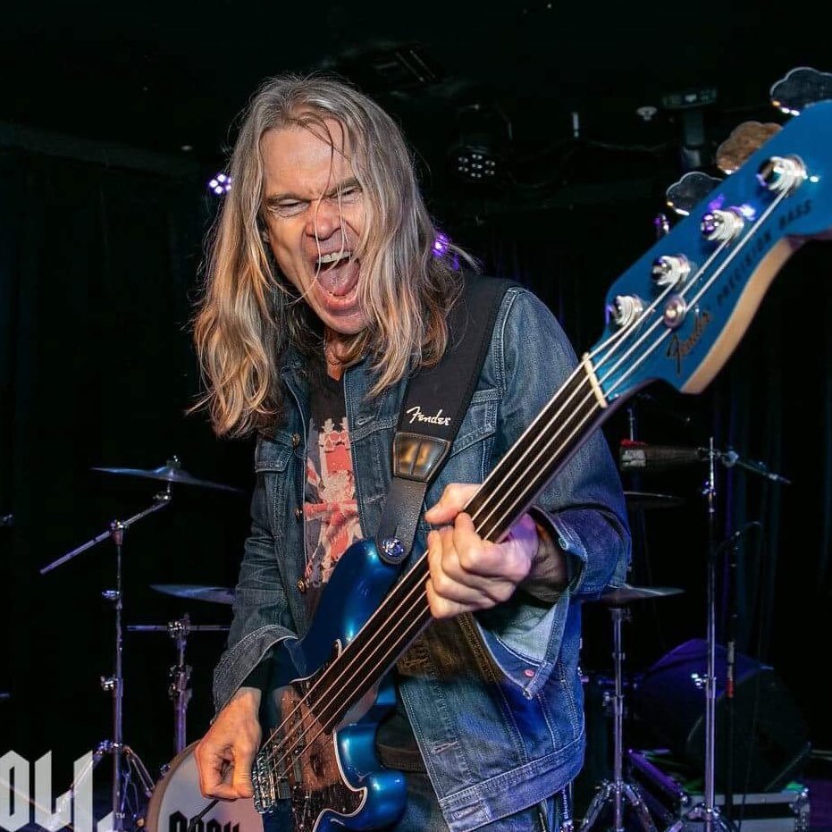 a.k.a. The FRETLESS MONSTER. British Bassist w/ The Firm, Blue Murder, Whitesnake, Kenny Wayne Shepherd, Lou Gramm, John Fogerty etc. Live & Studio