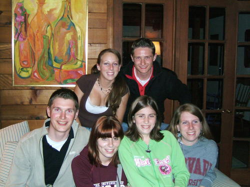 Livviela's profile picture. im short small sweet grateful for what I got and I love music 3 life