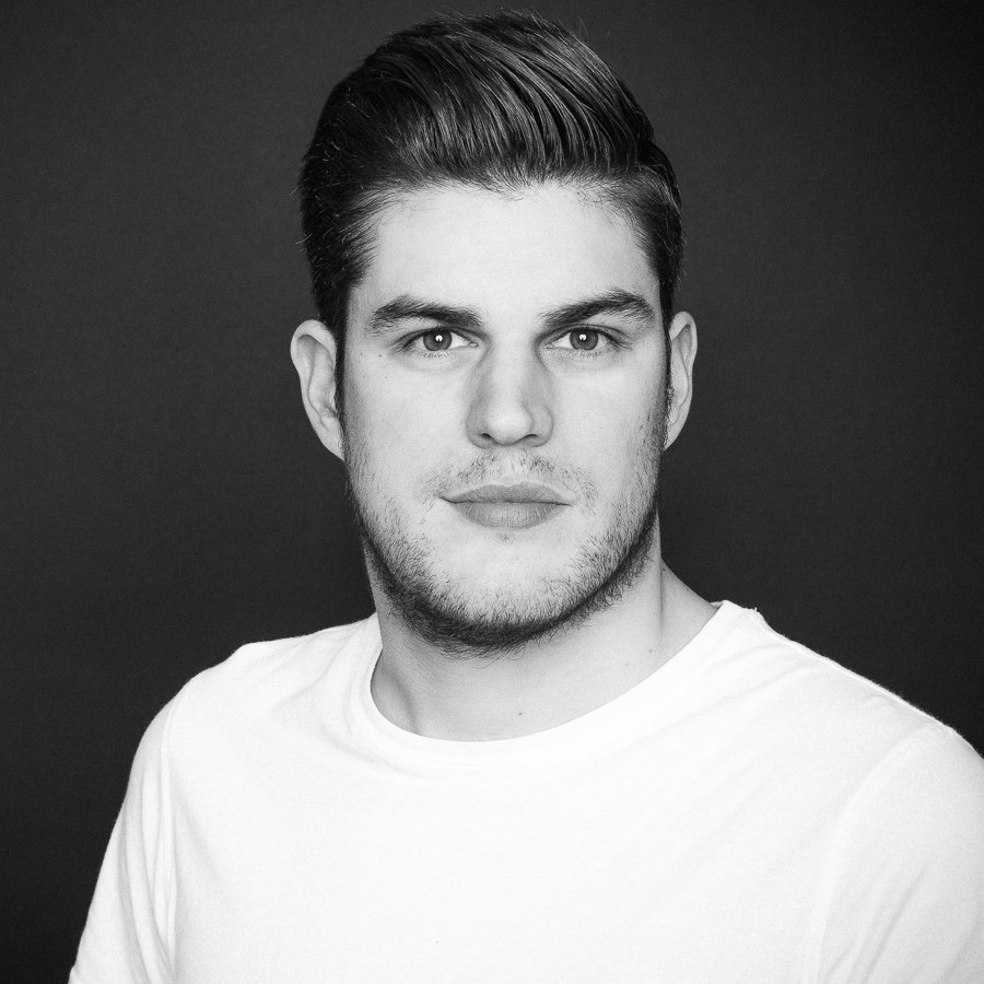 Passionate about football, startups, Crypto & ML. I'Love to create shiny new things for my startup 'heartbeat'. M.A. HSG.