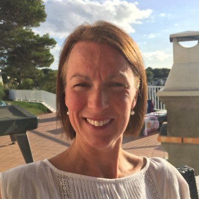 HRD, Facilitator, coach, working parents, EMEA Director @HowDoYouDoItUK &HR specialist. Proud mum of 2, wife of 1, amateur runner, lover of all things food