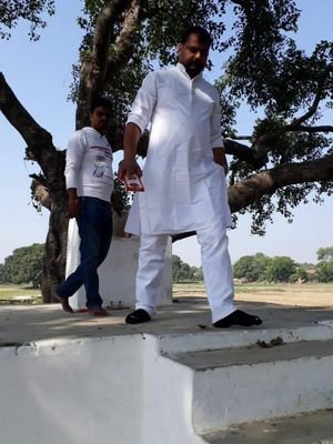 AdarshK42773744's profile picture. अपने लिए तो सब जीते हैं। दुसरो के लिए जो जीता है वही सुखी इनसान है