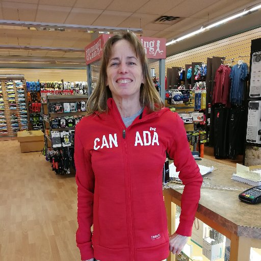 @RunningRoom location serving North Vancouver. Come join our community of runners for Run Club on Wednesday's at 6:00PM and Sunday's at 8:30AM!