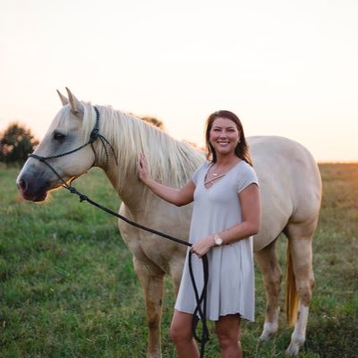 MackenzieRees17's profile picture. 