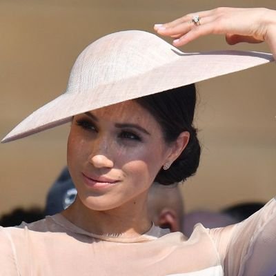 Duchess of Sussex, Queen of Fashion 👑