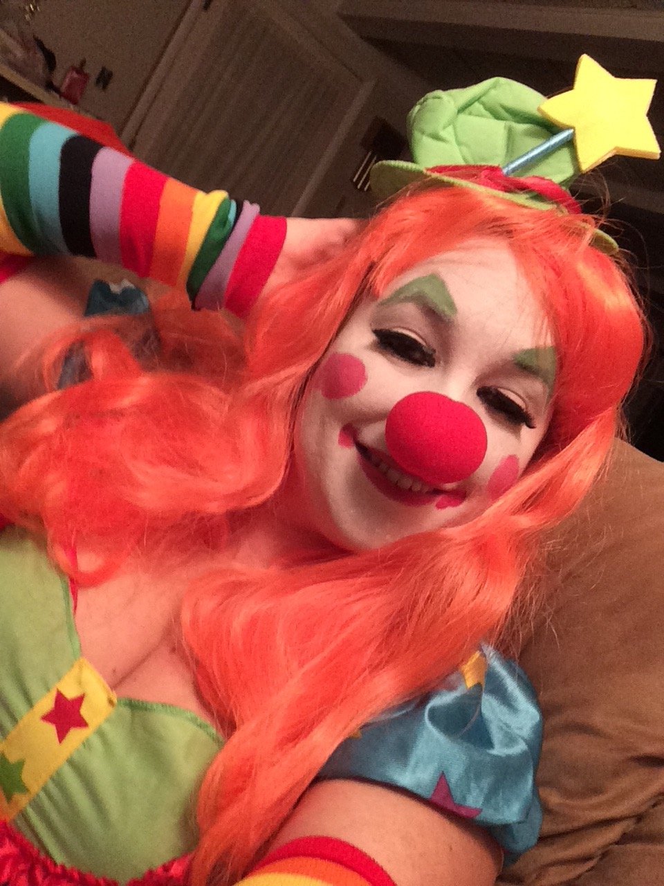 BoinkClown's profile picture. Hello boys and girls! I am Boink the Clown and I love to wrestle, juggle and make balloon animals.