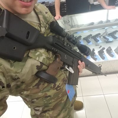 SapperDaddy_556's profile picture. Guns and Crypto