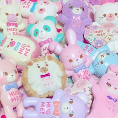 Domiel(ドミール)の公式twitterです🐻💖主にHUG ME❣️(ハグミー)の新商品やイベントの情報をいち早く発信していきます🦄🌈 たまにNICのキャラクターの商品も紹介します！他NIC商品の紹介も！画像の無断転載はご遠慮ください⚠️follow me!!