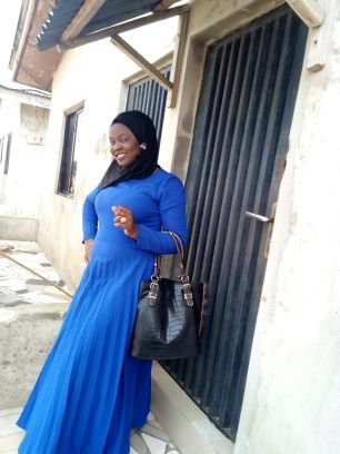 Arolatstores2's profile picture. Am just humble