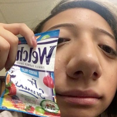 Hi my name is Clawface and I like fruit snacks (preferably welch’s)