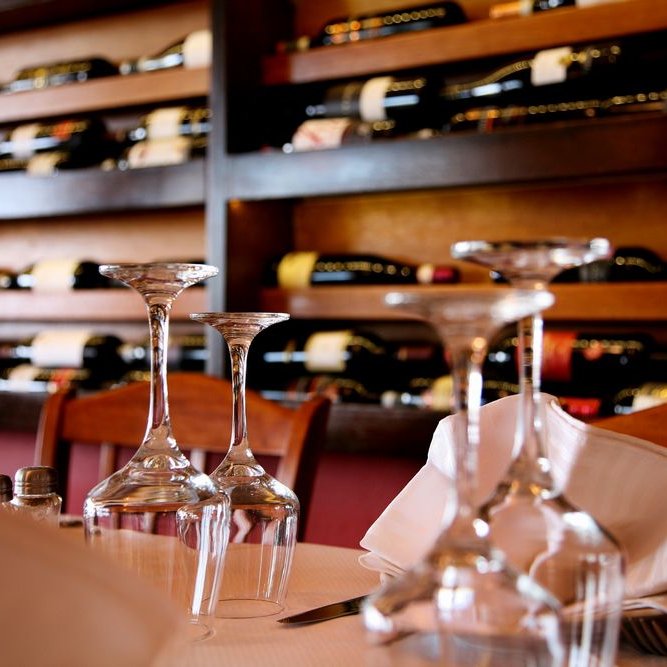 The Cacio e Pepe is an Italian restaurant, based on original recipes of traditional Italian cuisine.