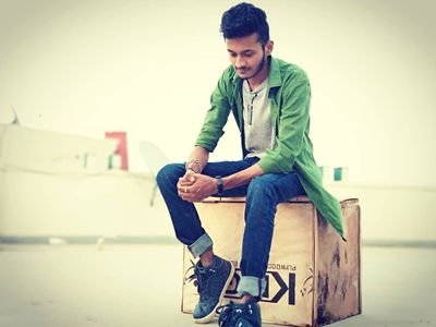 Cool-headed...😇
fun lover...🕴️
love to debate on topics I find interesting....😎
can be facetious sometimes..😅!!