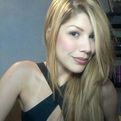 Cantante/RRPP/ Venezolana / Siempre con la mirada puesta en Dios/ #LaVidaEsUnaEscuela Instagram: lisaidmusic Facebook:lisaid music correo:lisaidmusic@gmail