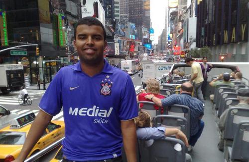 aleksz3's profile picture. 