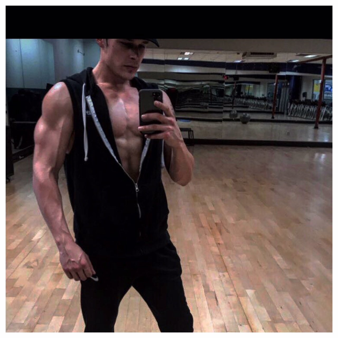 Aintyobbydaddy_'s profile picture. 