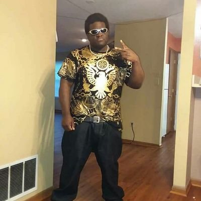 deadreaper8's profile picture. I own @sexyfatass84 and @nikkicumwhore