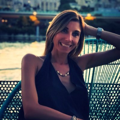 aurelieMacM's profile picture. #Graphiste en transition...le bon #vin, les bonnes tables, l'Art sous toutes ses formes mais en particulier le #streetart, l'Automobile...My lifestyle !!