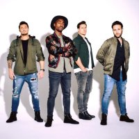 Vicky Yerolemou♌️🌷💐🌸🌹 🇬🇧🇨🇾🇮🇪 (@vickybluefanone) 's Twitter Profile