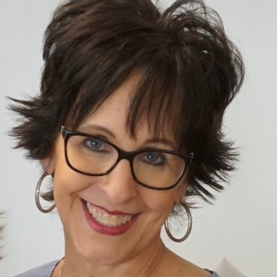 beckylamb711's profile picture. 