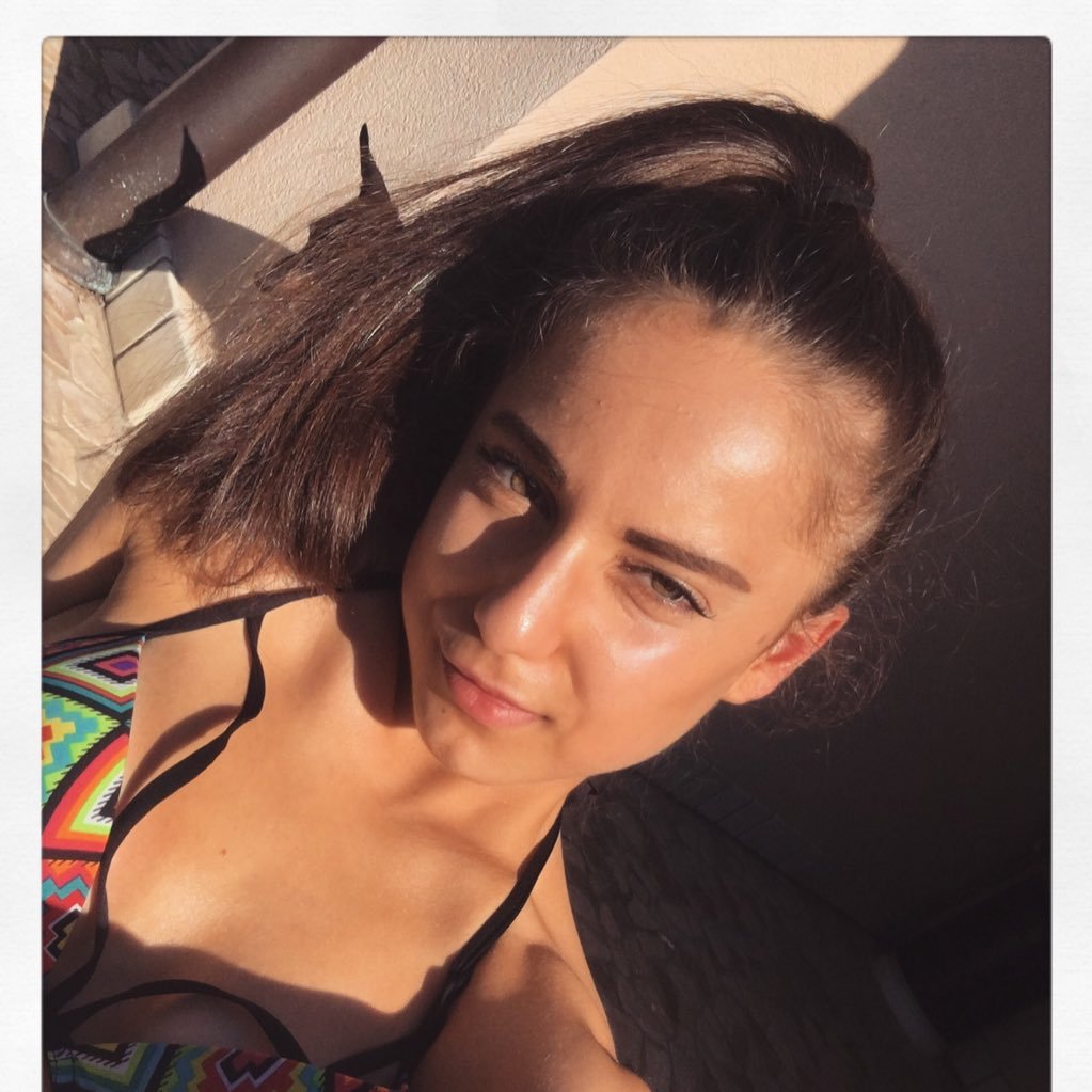 chiara_tonello's profile picture. don't be shy. shine