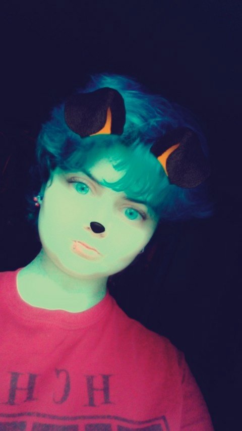 I'm 17 and yes I am emo my fav color is black I love to go skateboarding, read, go walking, drawing and I am married