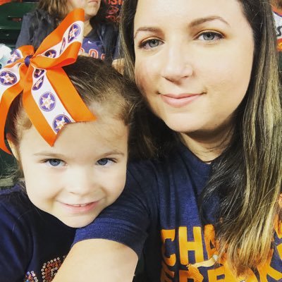 Diehard Astros, Rockets, Texans. UofH 2010. Elementary Art Teacher. #AstrosTwitter. So it goes. 😎 H-Town Holdin it Dine