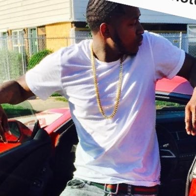 (Official manager) for @flameblazin No sympathy Entertainment. for booking/features email bookingflameblazin@gmail.com (Instagram) yung.pella