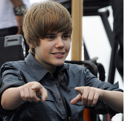 i have bieber fever hope someday he might follow me :D follow me i will follow back :)I AM A BELIEBER AND HAVE A SERIOUSE CASE OF BIEBER FEVER!! 3