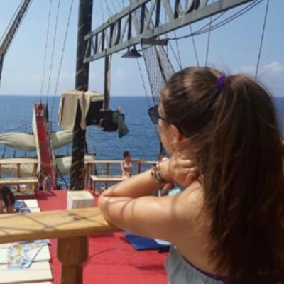 aylinmeryemakg1's profile picture. 