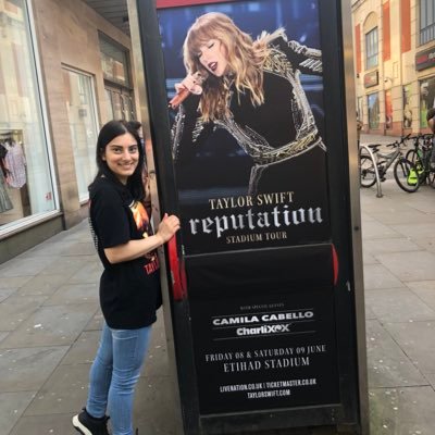 @taylorswift13 follows me on tumblr š Manchester night one and two were magical! š« I never met Taylor, but I hope it will happen eventually. ā¤ļø