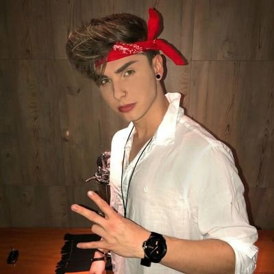 GinastaAmanda's profile picture. META;
Mozão seguir e responder alguma coisa que eu mandar pra  ele😍💙💎😘
Amo mais o Bruno mas eu amooooooooooo muito os dois💎💙😍