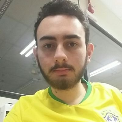 Ezequiasperuzzo's profile picture. Possuo um fogão e uma bicicleta.