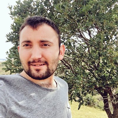 yigithasan_'s profile picture. Hayat denen tiyatroda rolümüzü oynuyoruz sadece