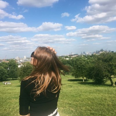 helenacas's profile picture. 