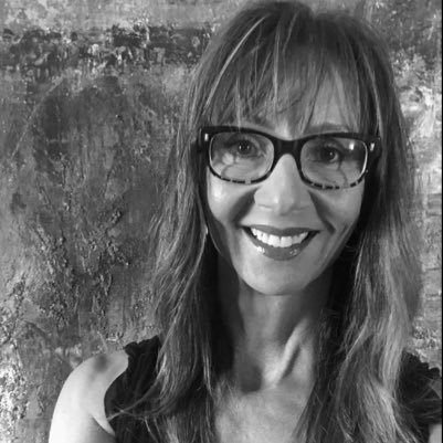 Mom, daughter, cousin, friend, B2B consultant, triathlete, cat lover, dog lover, travel nut, loves to have fun.