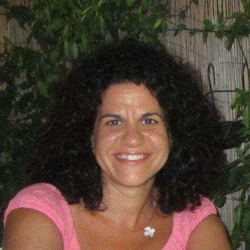 luisa_izzi's profile picture. Senior Research Advisor/Project Manager, Rosalind & Morris Goodman Cancer Institute | Baking Enthusiast | Aspiring Gardener|She/Her