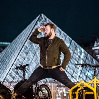 Coursier chez Springare. Membre fondateur du @_CLAP75. Retourneur de rétro sur piste cyclable à temps partiel