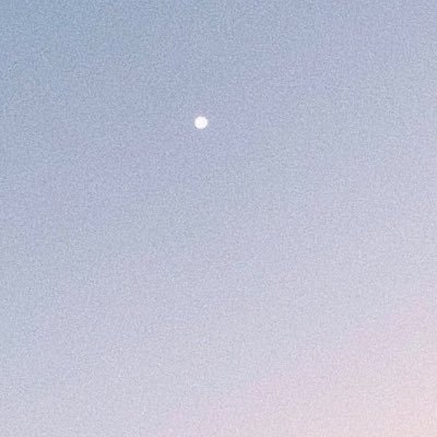 JOONlSM's profile picture. [clown music]