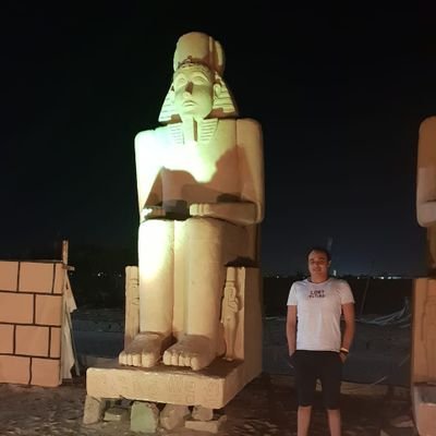 smsim88299's profile picture. 