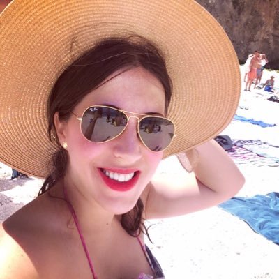 jenniethibaut's profile picture. Periodista, enfocada en área de Marketing - Retail. Con gustos variadísimos; me encanta viajar y me declaro una amante del Arte en toda su expresión!