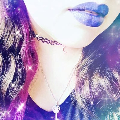 Space nerd, #Hufflepuff, socially awkward, foodie, purple & nail stuff addict.