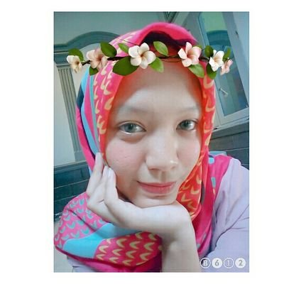 syafirahidayat2's profile picture. syafiratul Farkhana, 15 juni 1998 :)