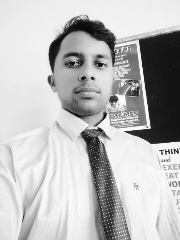 VIKASHS06735944's profile picture. पत्रकार