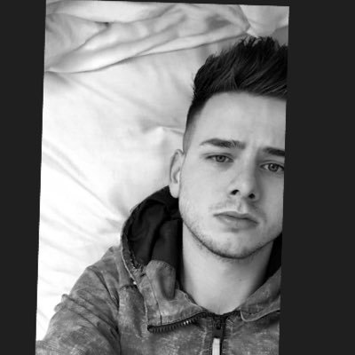 ThymeToRise's profile picture. 22 | Owner of @RewindOrg | #NUFC | RIP X 💔 |