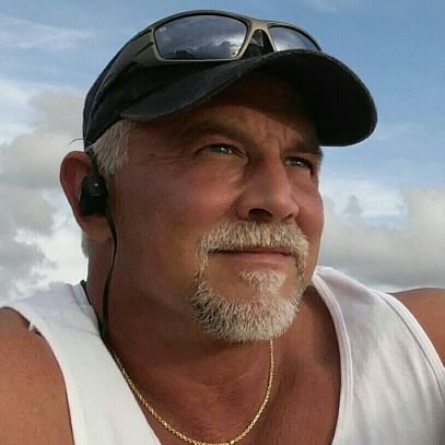 Weight lifting enthusiast who likes to travel. Love what you do in life and work, it brings happiness and good will to those around you.